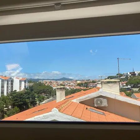 Brand New Cozy Challet-10'm Walk To The